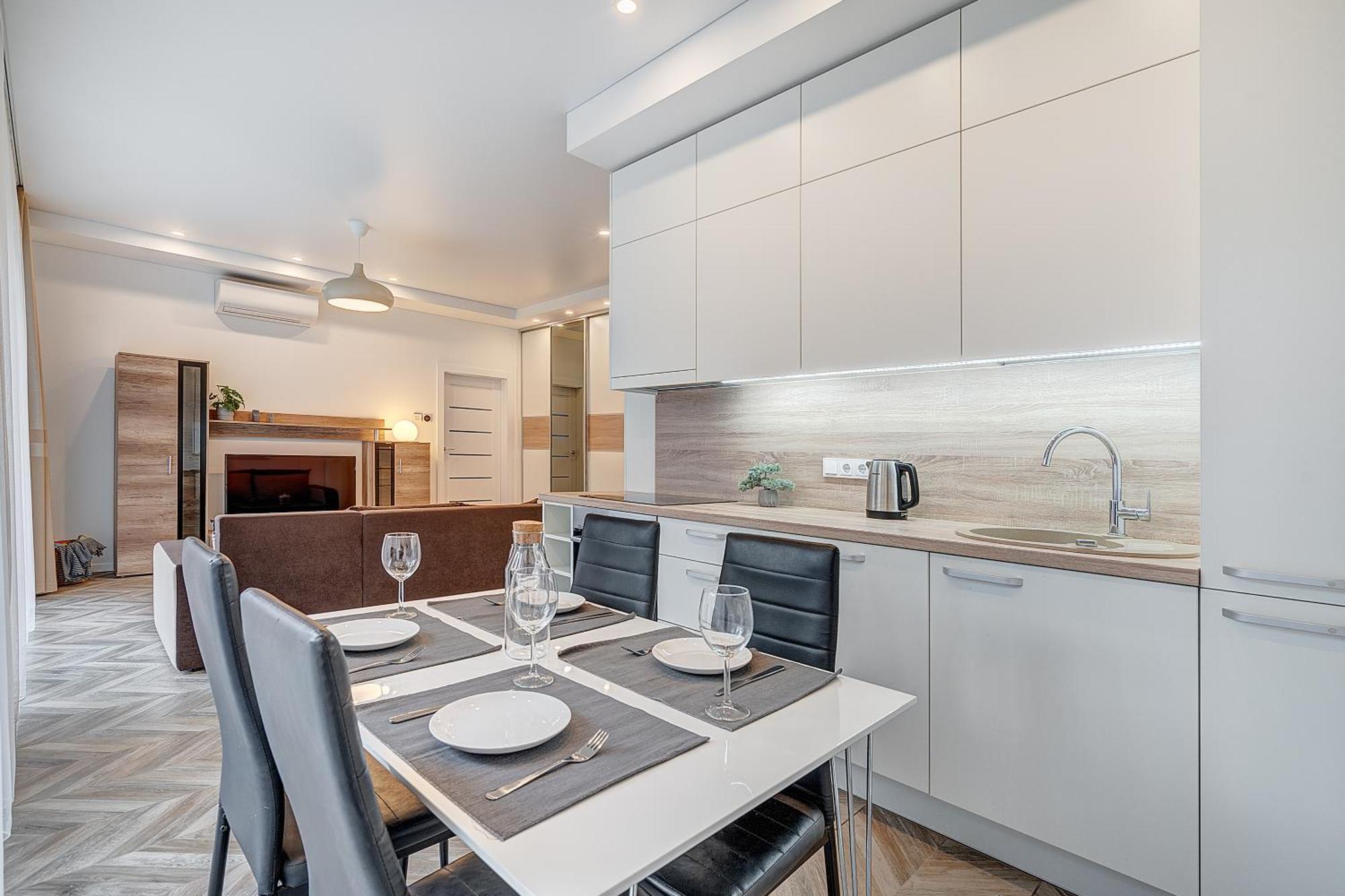 Cohost I New Basteja Life Apartments W-Garage Prkg & Self Check-In Vilnius Room photo